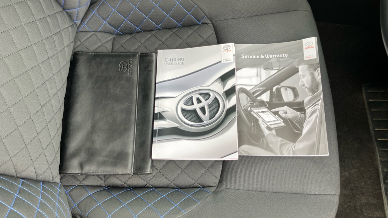 Toyota C-HR 1.8 Hybrid Dynamic 5dr CVT Hybrid Hatchback